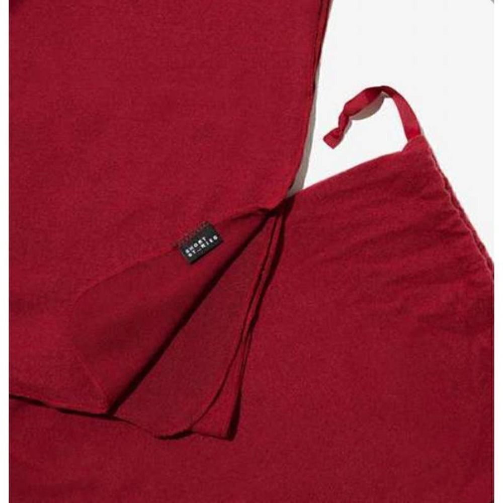 Travel Blanket - Ruby Wine